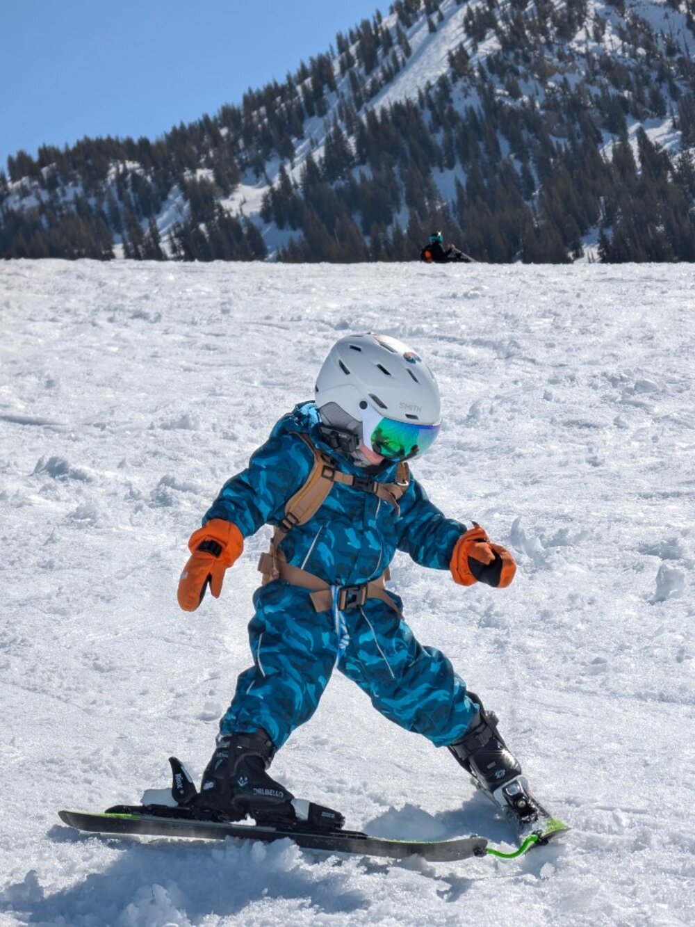 Reima Kids 3T waterproof snow suit - blue otters print